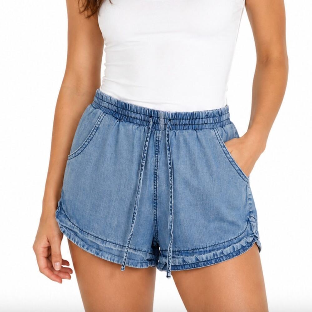 Universal Thread Blue Denim Pull-On Drawstring Shorts Size Small Lyocell